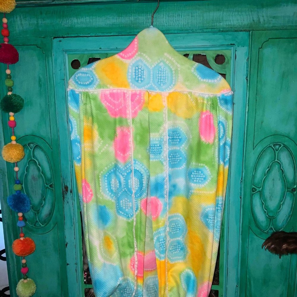 Vintage Psychedelic diaper holder
